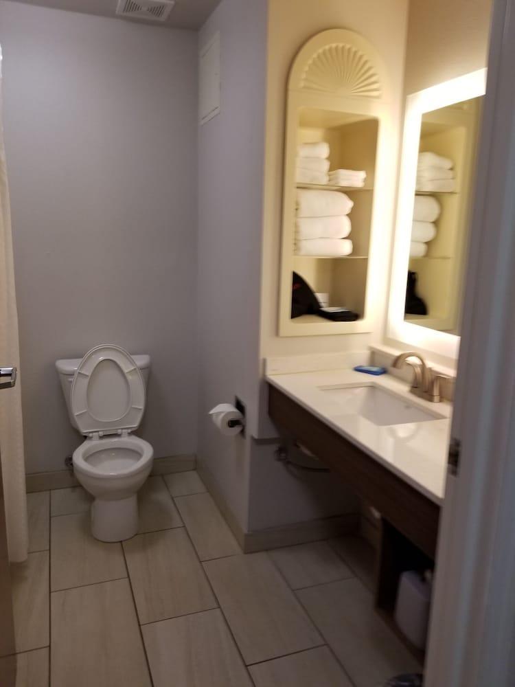 Holiday Inn Express Hotel & Suites Louisville South-Hillview, An Ihg Hotel Bagian luar foto