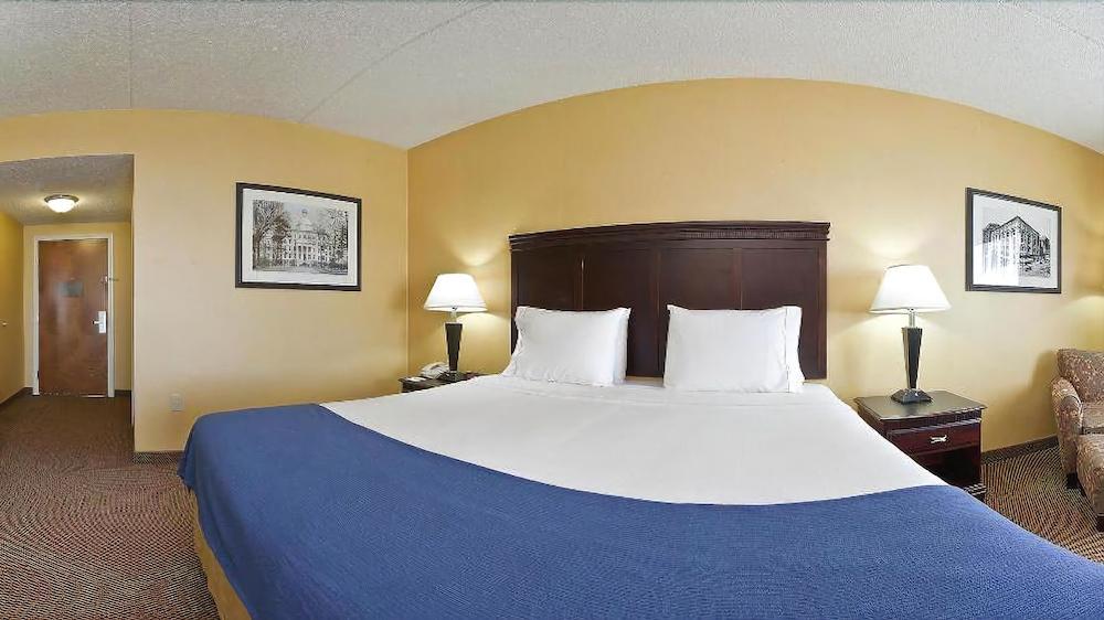 Holiday Inn Express Hotel & Suites Louisville South-Hillview, An Ihg Hotel Bagian luar foto