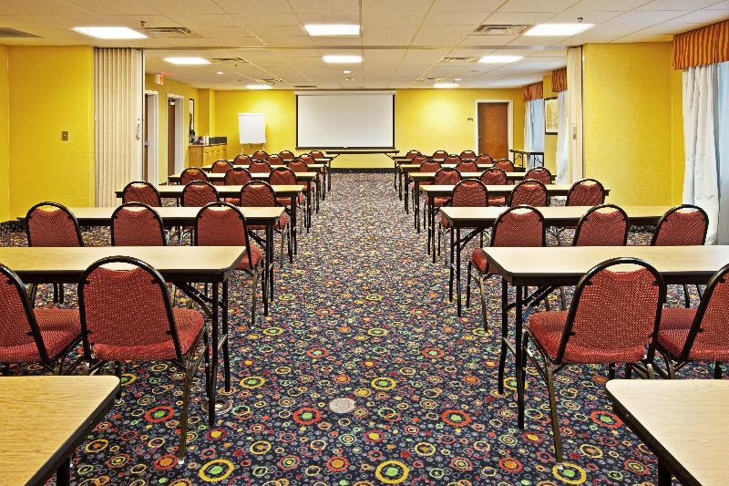 Holiday Inn Express Hotel & Suites Louisville South-Hillview, An Ihg Hotel Bagian luar foto